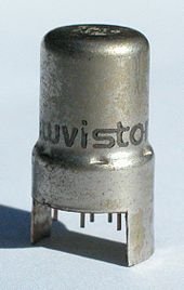 170px-6DS4NuvistorVacuumTube.jpg