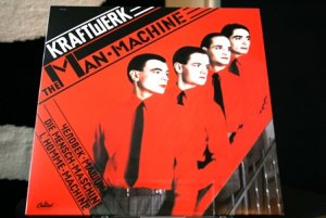 Kraftwerk Man Machine.jpg