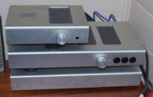 900x900px-LL-0490e3fc_Stack-o-Schiit-001.jpeg