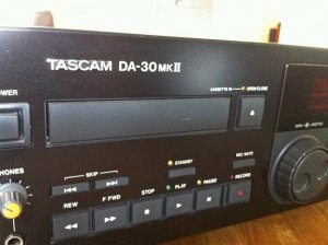 Tascam2.jpg