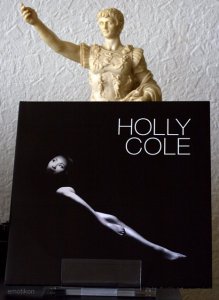 Holly Cole Holly Cole.jpg