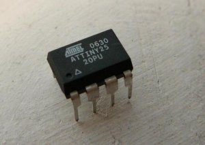 ATtiny25.JPG