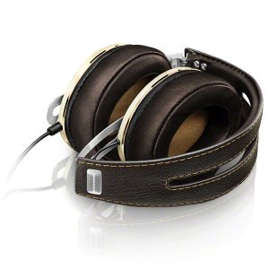 square_louped_MOMENTUM_II_AE_Ivory_sq-02-sennheiser.jpg