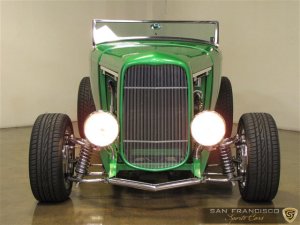 1932-ford-deuce-001.jpg