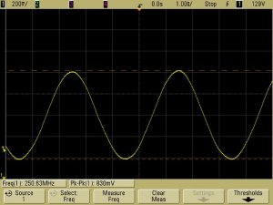 Oscillasjon_250MHz.JPG
