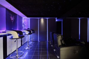 1_ET_Home_cinema_Colin_Scott.jpg