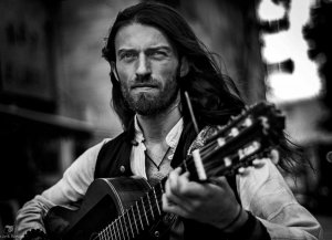 Estas Tonne.jpg