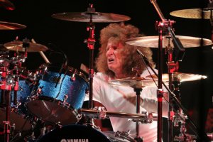 Tommy Aldridge.jpg