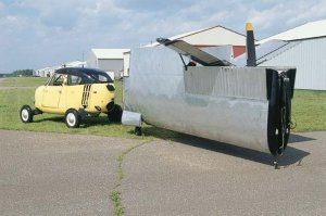 1954Aerocar_02_700.jpg