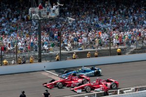 Indy-500-finsh-line 2012.JPG