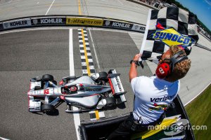 indycar-road-america-2016-will-power-team-penske-chevrolet-takes-the-win.jpg