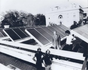 obama-solar-panels-on-white-house.jpg