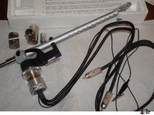 154082-michell_tecnoarm_a_tonearm.jpg