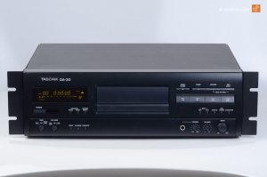 tascam_da_20-2.jpg