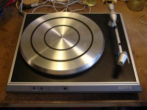 Turntable ITT 606.jpg