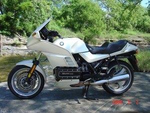 800px-1991_BMW_K100RS_ABS.jpg