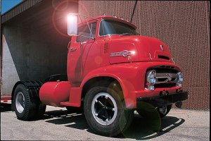 FordC800COE-vi.jpg