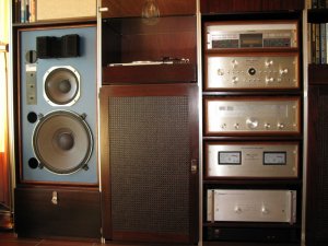 HiFi 004 (800x600).jpg