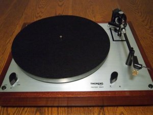 Thorens TD 166.jpg