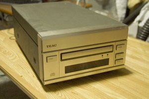 CD-Teac p500.jpg