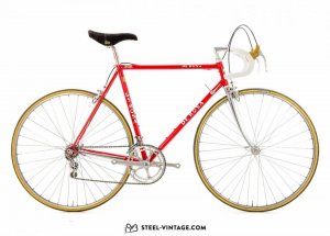 de-rosa-classic-steel-bicycle-1.jpg