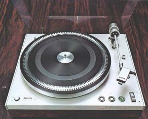 Philips 212 Electronic Turntable.jpg