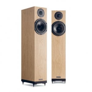 SpendorA4Speakers.jpg