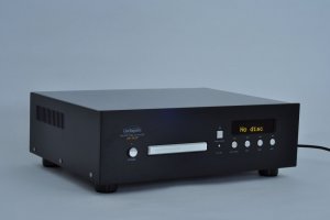 LM AUDIO CD24 framside.jpg