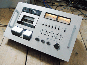 Nakamichi 600 cassette deck.gif