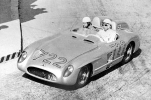 moss_jenksinon_1955_mille_miglia.jpg