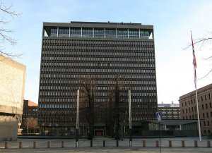 800px-Regjeringskvartalet_H-blokka.jpg