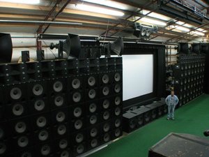 JBL stor.jpg