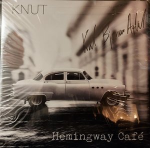 Knut - Hemingway cafe.jpg