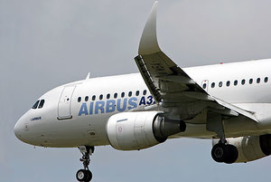 a320-curved-winglet-02-w445_13451.jpg