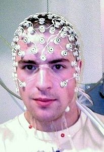 220px-EEG_cap.jpg