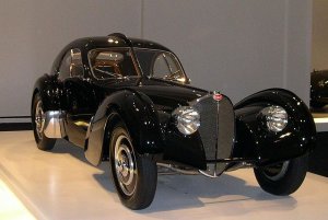 800px-RL_1938_Bugatti_57SC_Atlantic_34_2.jpg