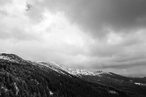 Babia Gora BW.jpg