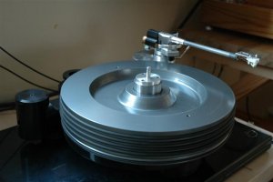 Nottingham Dais 017 (Medium).jpg
