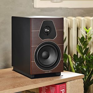 Sonus_Faber_Lumina_II_Wenge_MC01.jpg