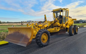 2022-02-22 19_53_46-Used Aveling Barford for sale. RD040 equipment & more _ Machinio.png