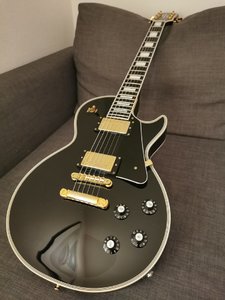 Edwards Les Paul 1.jpg