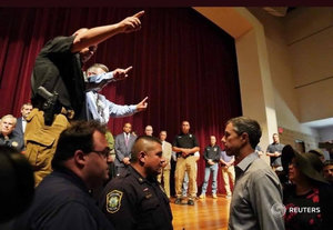 Beto O'Rourke at press conference after school shooting Texas.jpeg