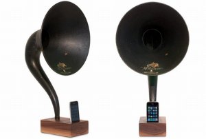 ivictrola-iphone-dock.jpg