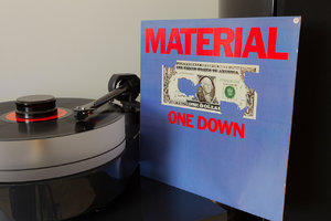 20211016-Material----One-Down--1982.jpg