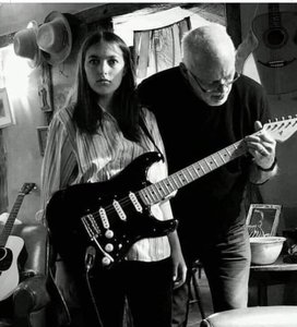 Gilmour og dattera Romany.jpg