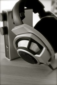 HD800-NuForce9.jpg