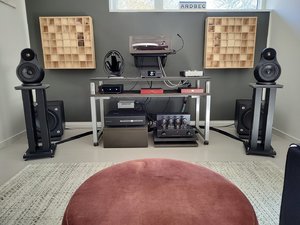 JERN EH14 og JL Audio E-Sub e110.jpg